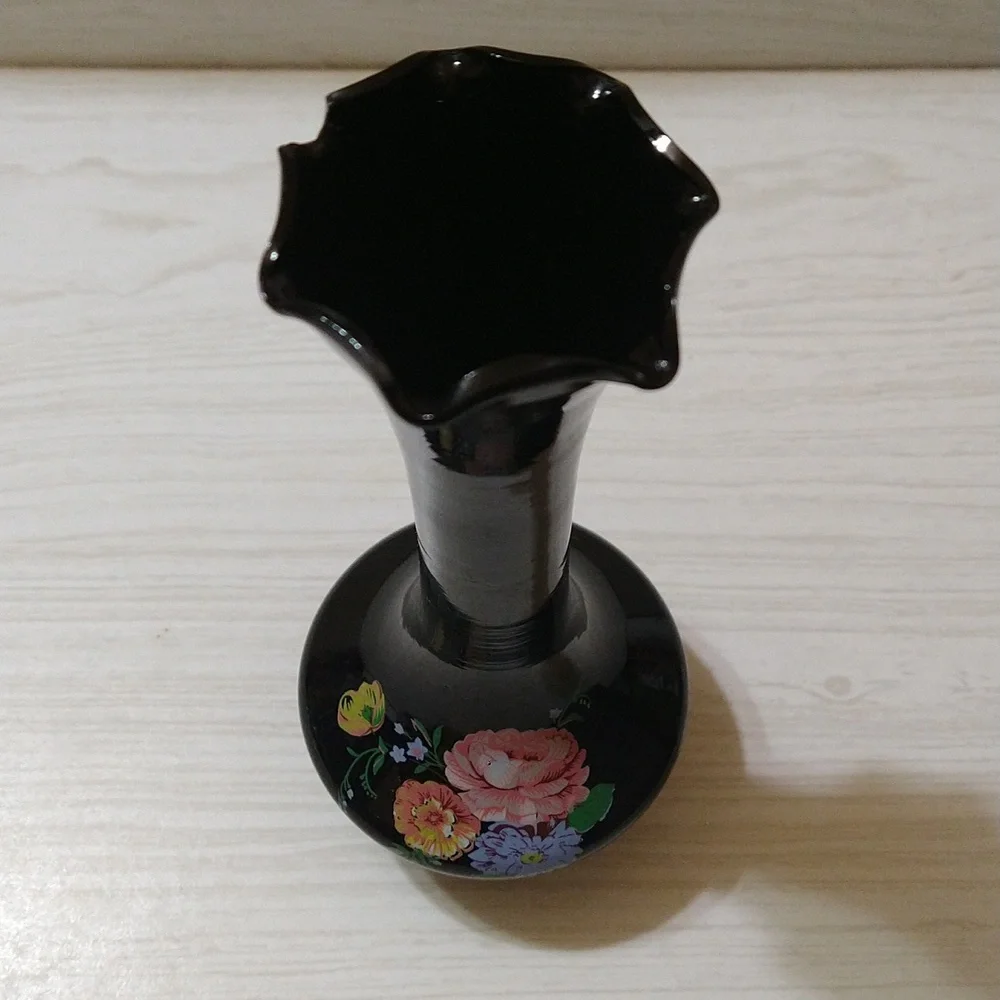 Vintage 8" Glass Floral Design Vase - Picture 4 of 5